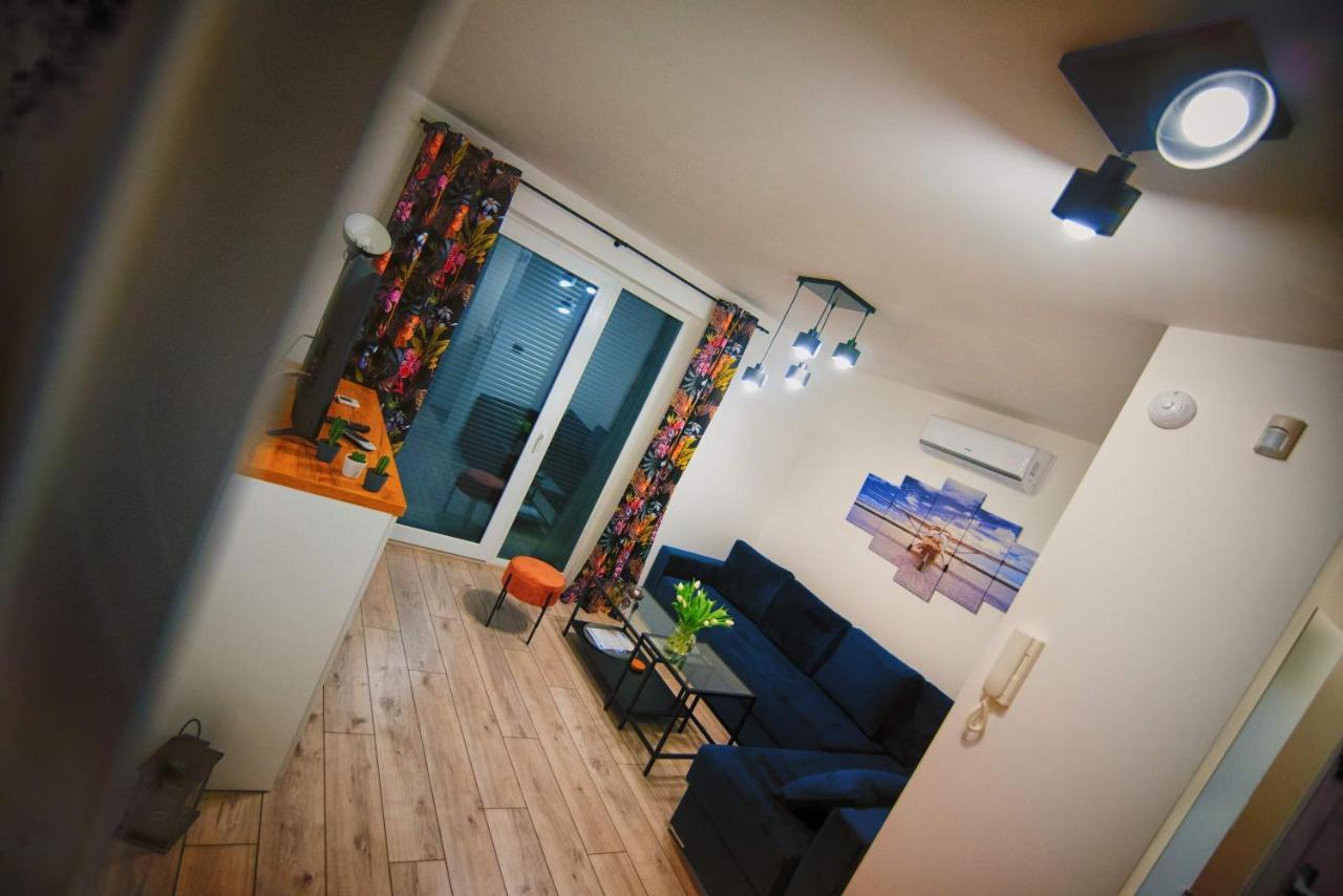 Blue Sky - Apartamenty Zator Bagian luar foto